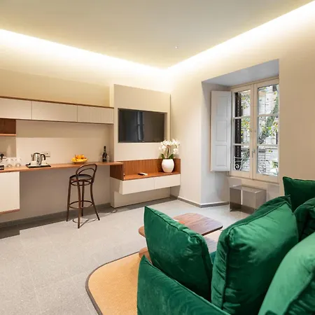 Διαμέρισμα Luxury Near Colosseum Ρώμη